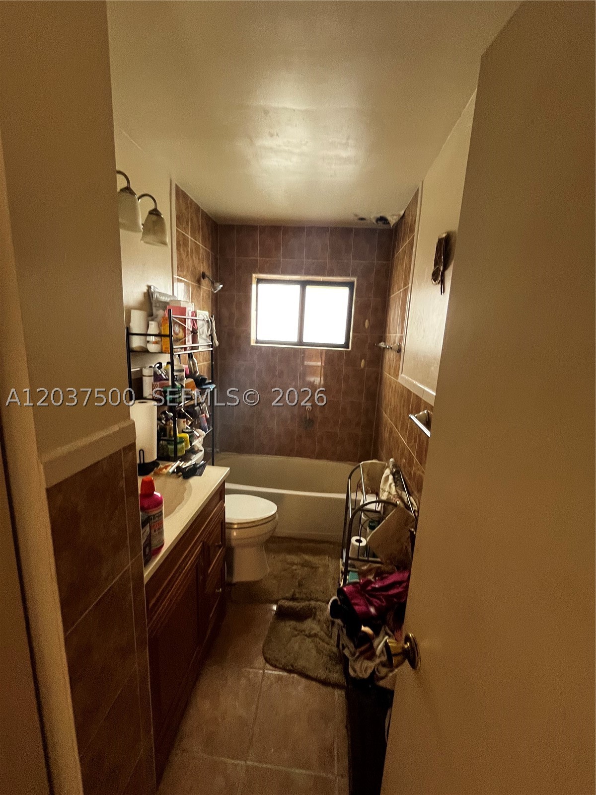LESLIE PATIO HOMES SEC 2 - Residential