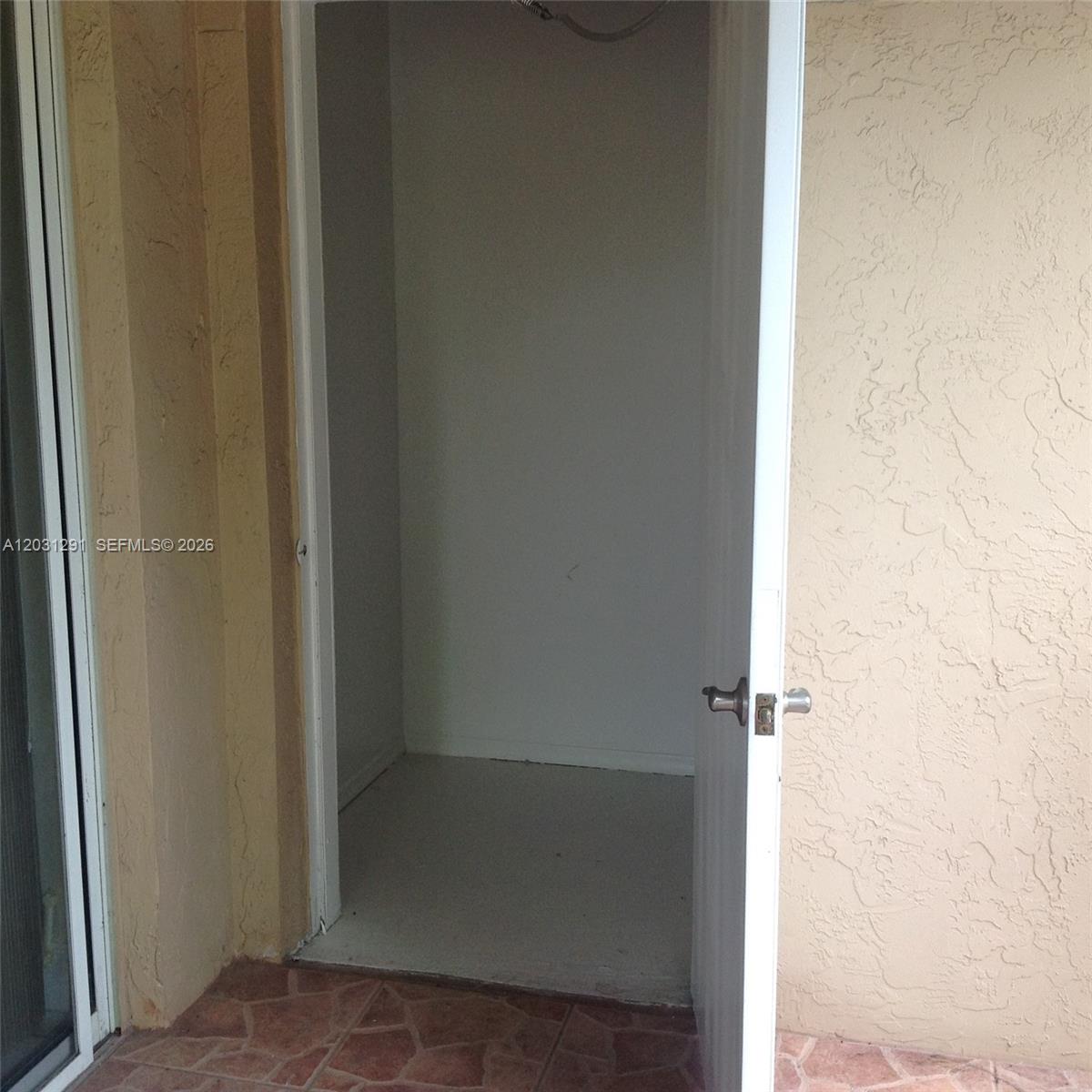 ROYAL PALM PLACE - Residential