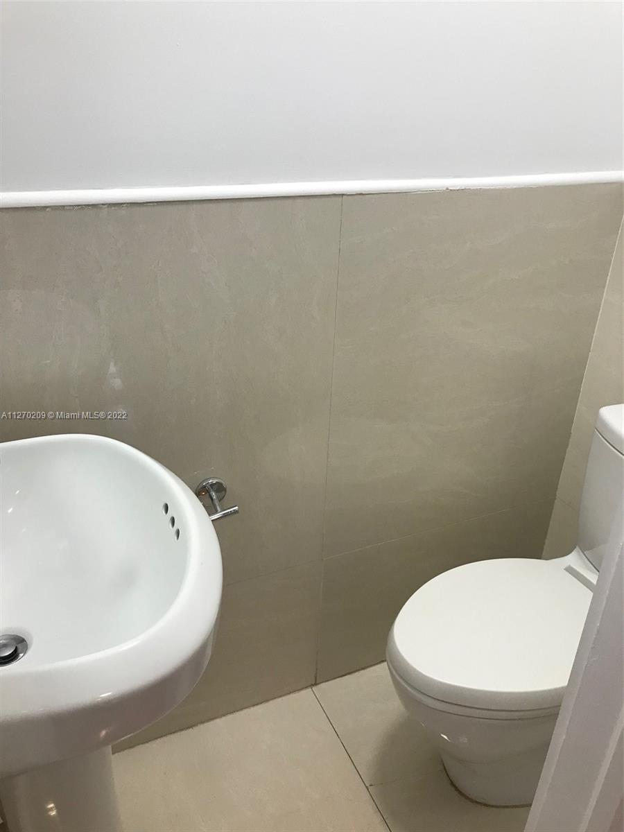 C GAB RIVIERA SEC PT 2 RE - Residential Lease