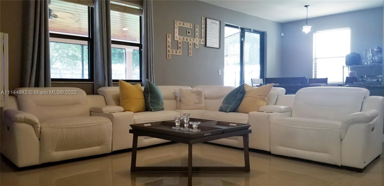 BAYWINDS OF ABACO - Residential