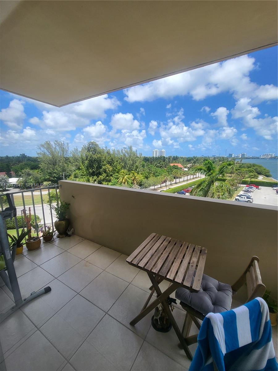CLIPPER CONDO NO 1 - Residential