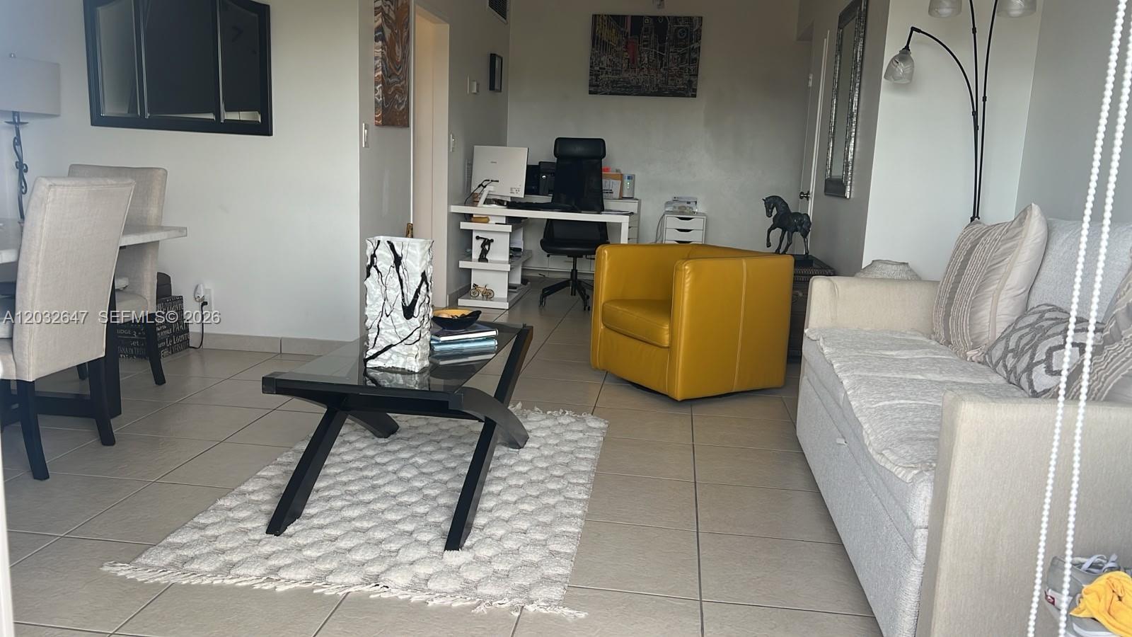 CLIPPER CONDO NO 1 - Residential