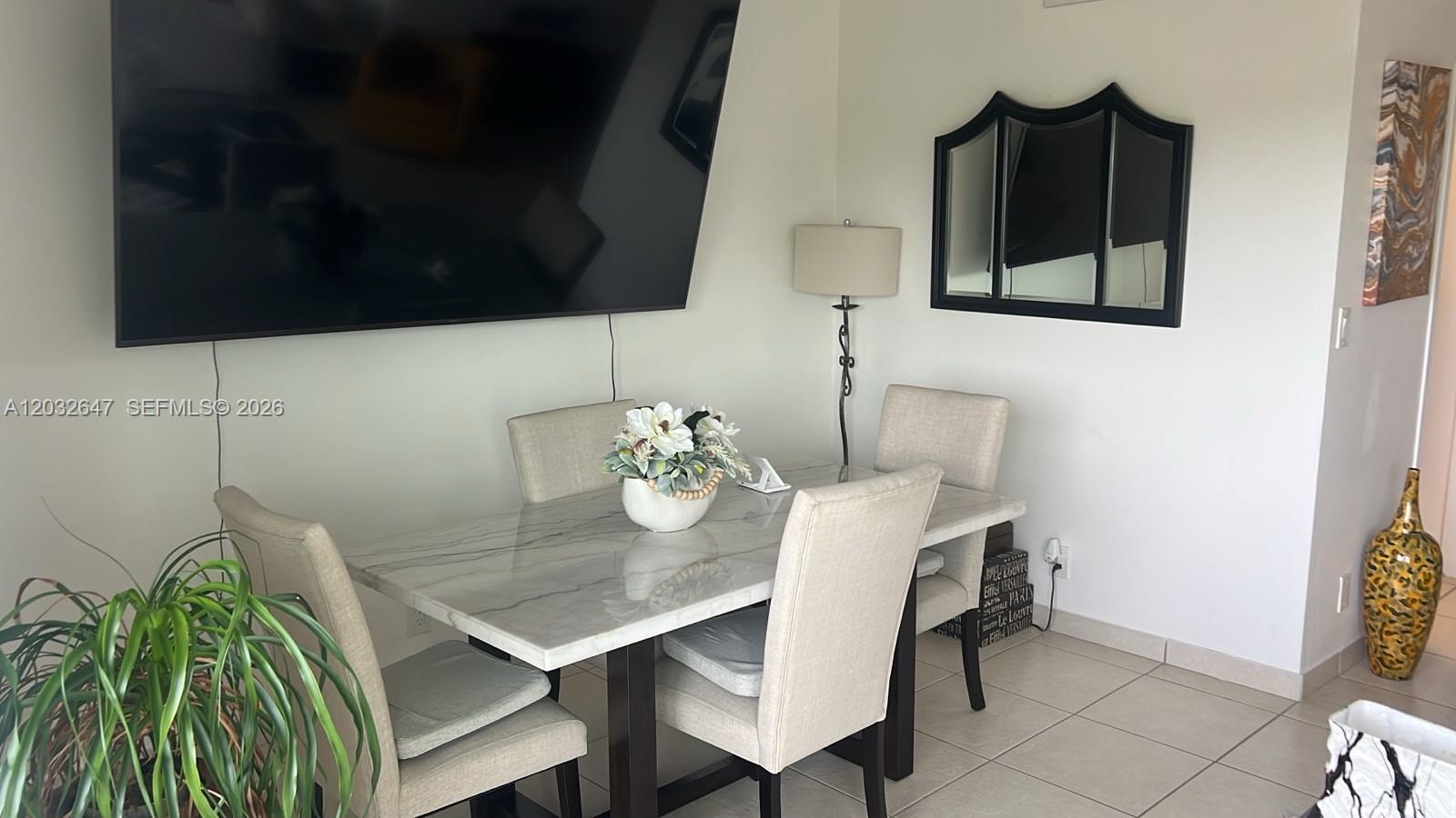 CLIPPER CONDO NO 1 - Residential