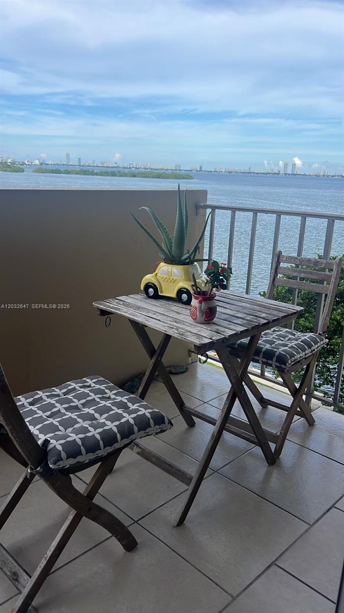 CLIPPER CONDO NO 1 - Residential