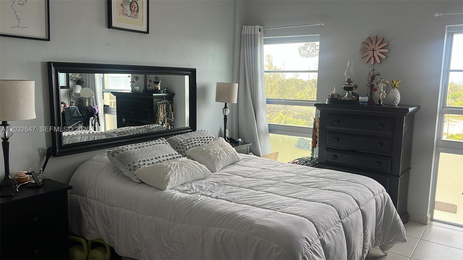 CLIPPER CONDO NO 1 - Residential