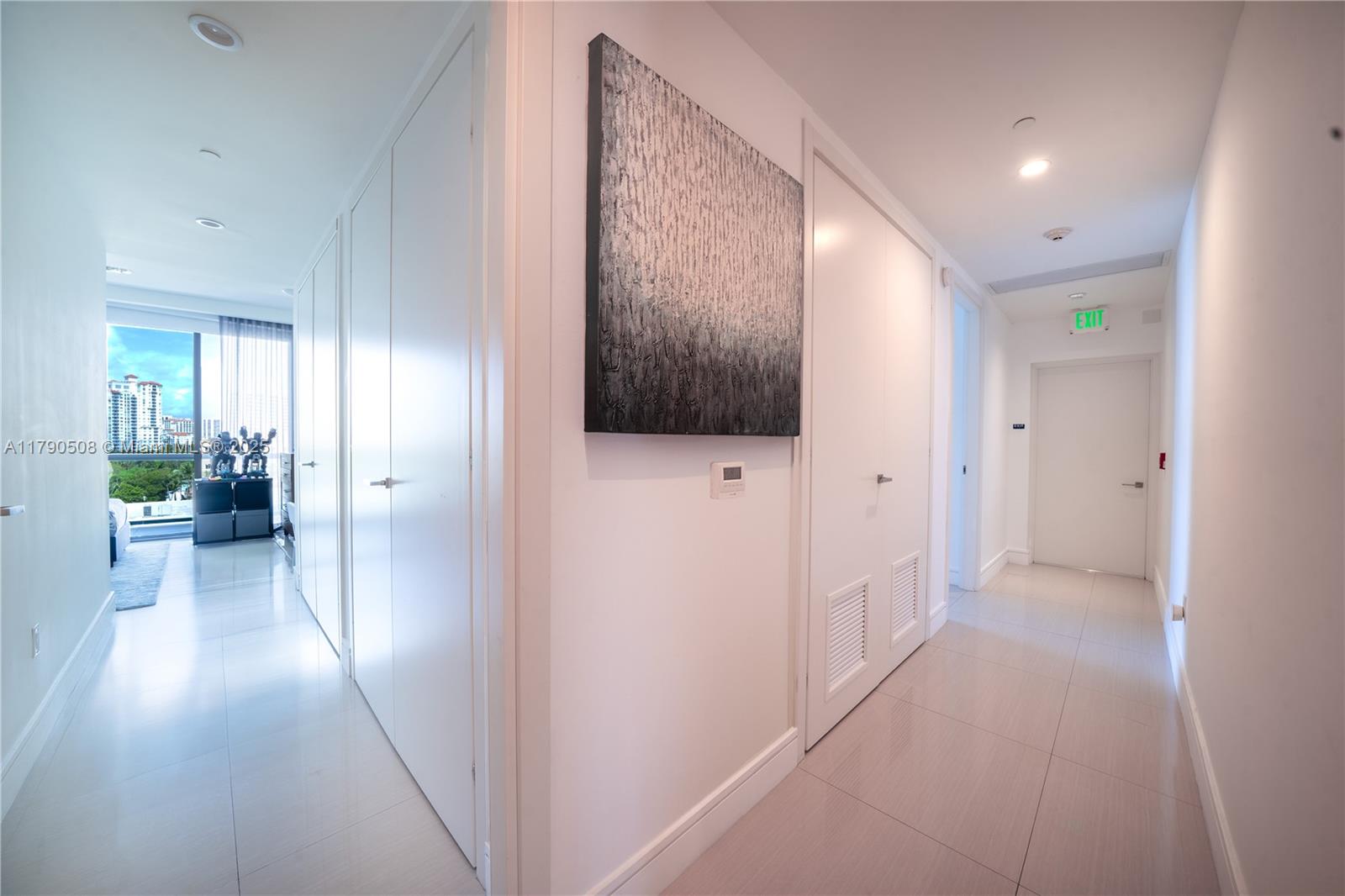ECHO CONDO - Residential