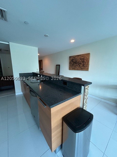 ARTECH RESIDENCES AT AVEN - Residential Lease