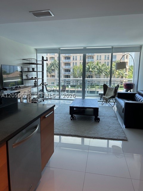 ARTECH RESIDENCES AT AVEN - Residential Lease