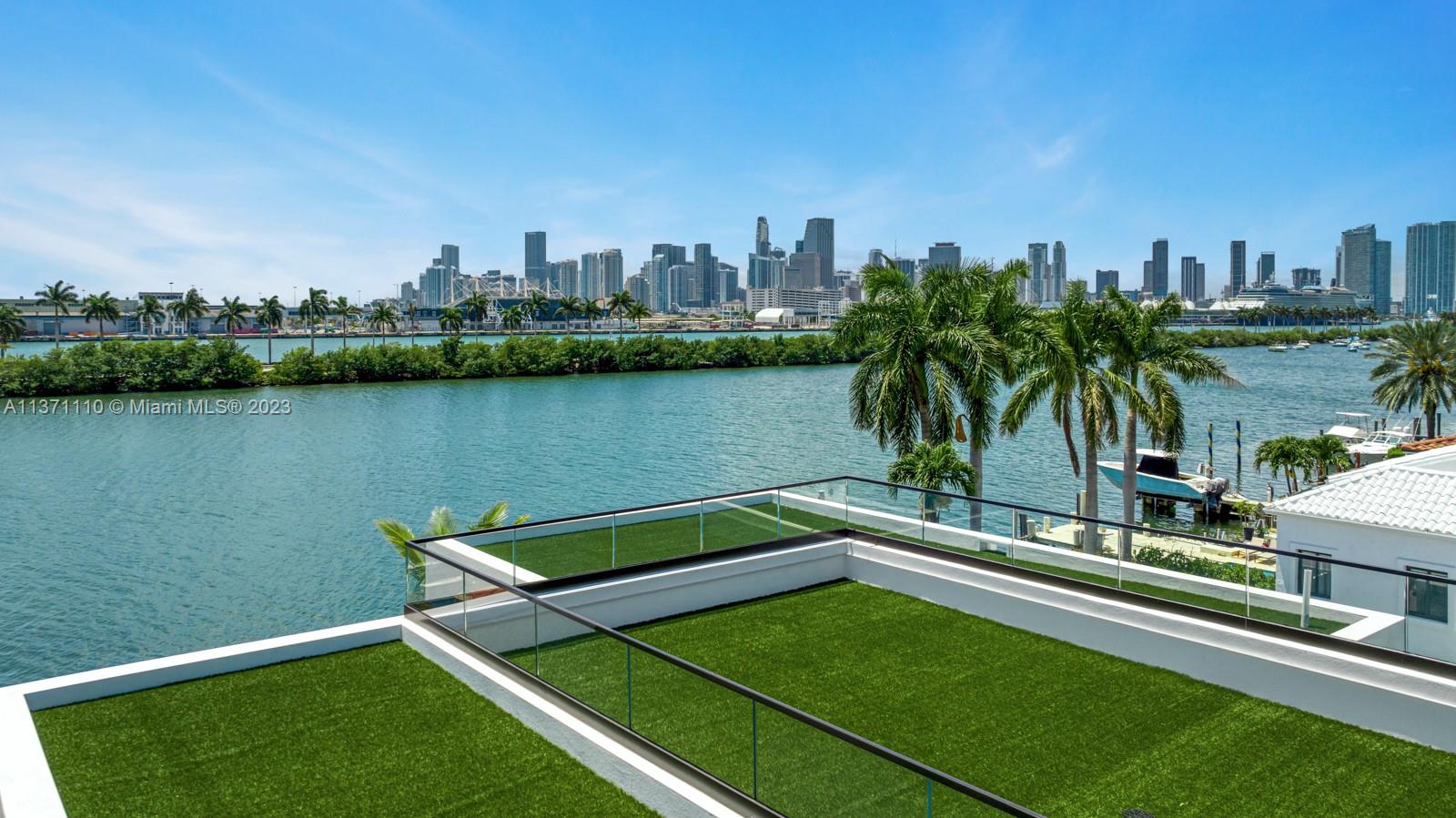PALM ISLAND - Residential