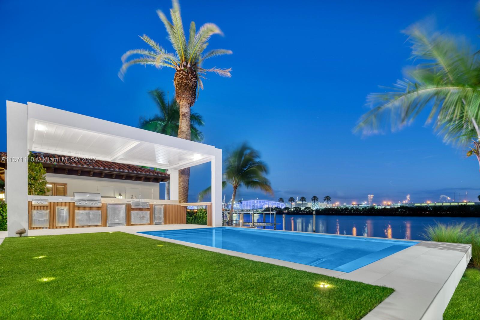 PALM ISLAND - Residential
