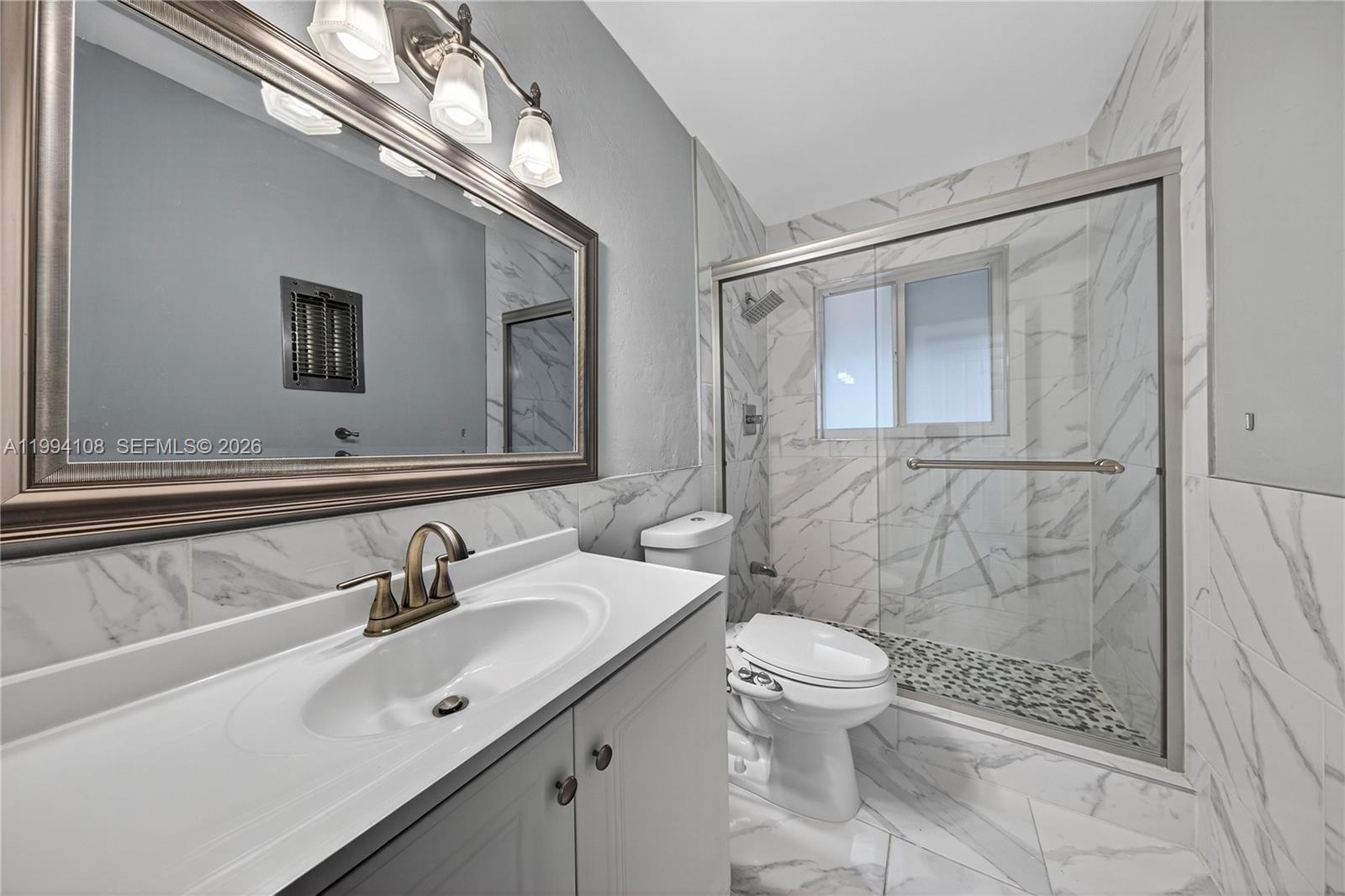 CORAL SHORES AMEND PLAT - Residential