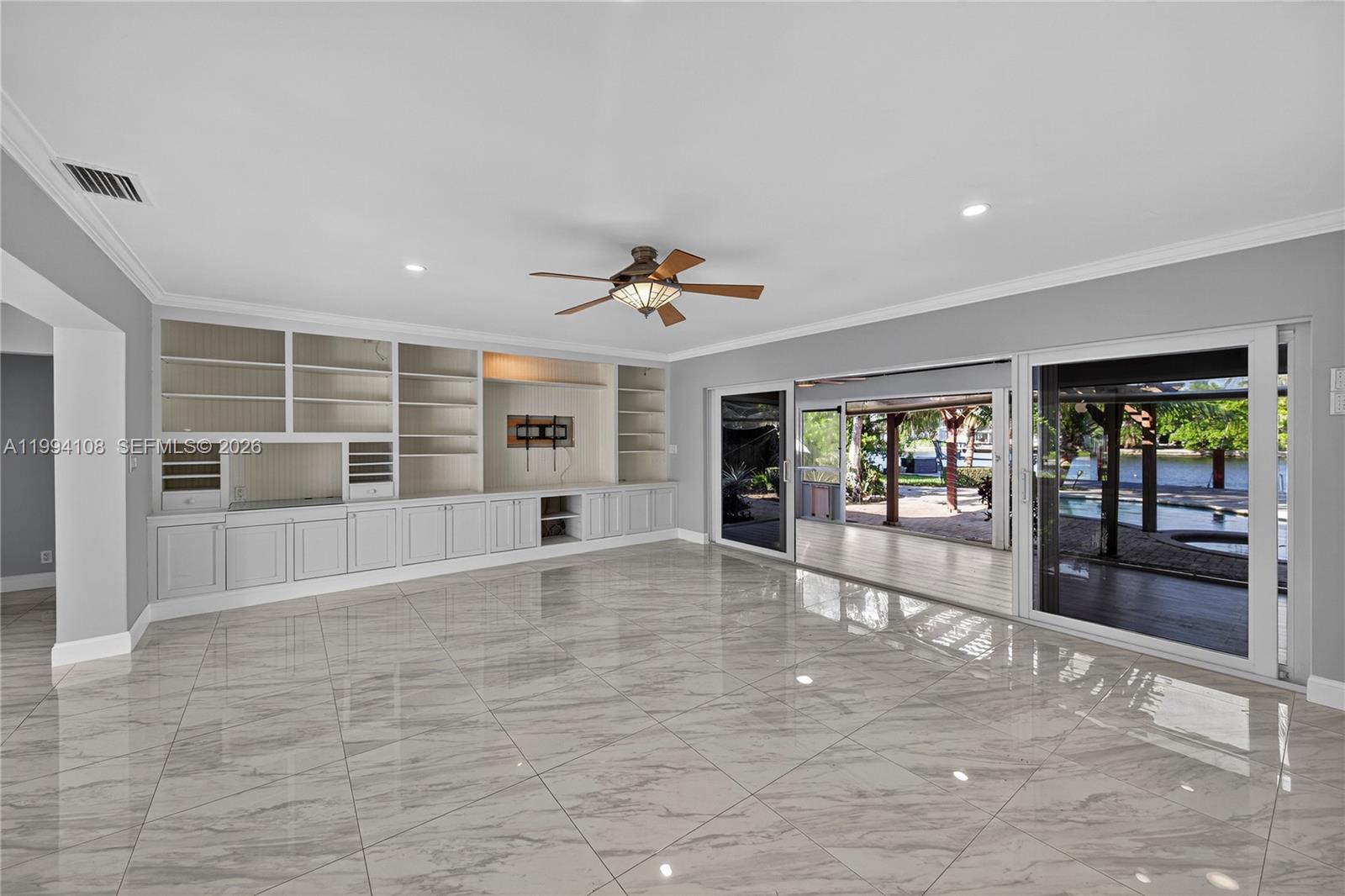 CORAL SHORES AMEND PLAT - Residential