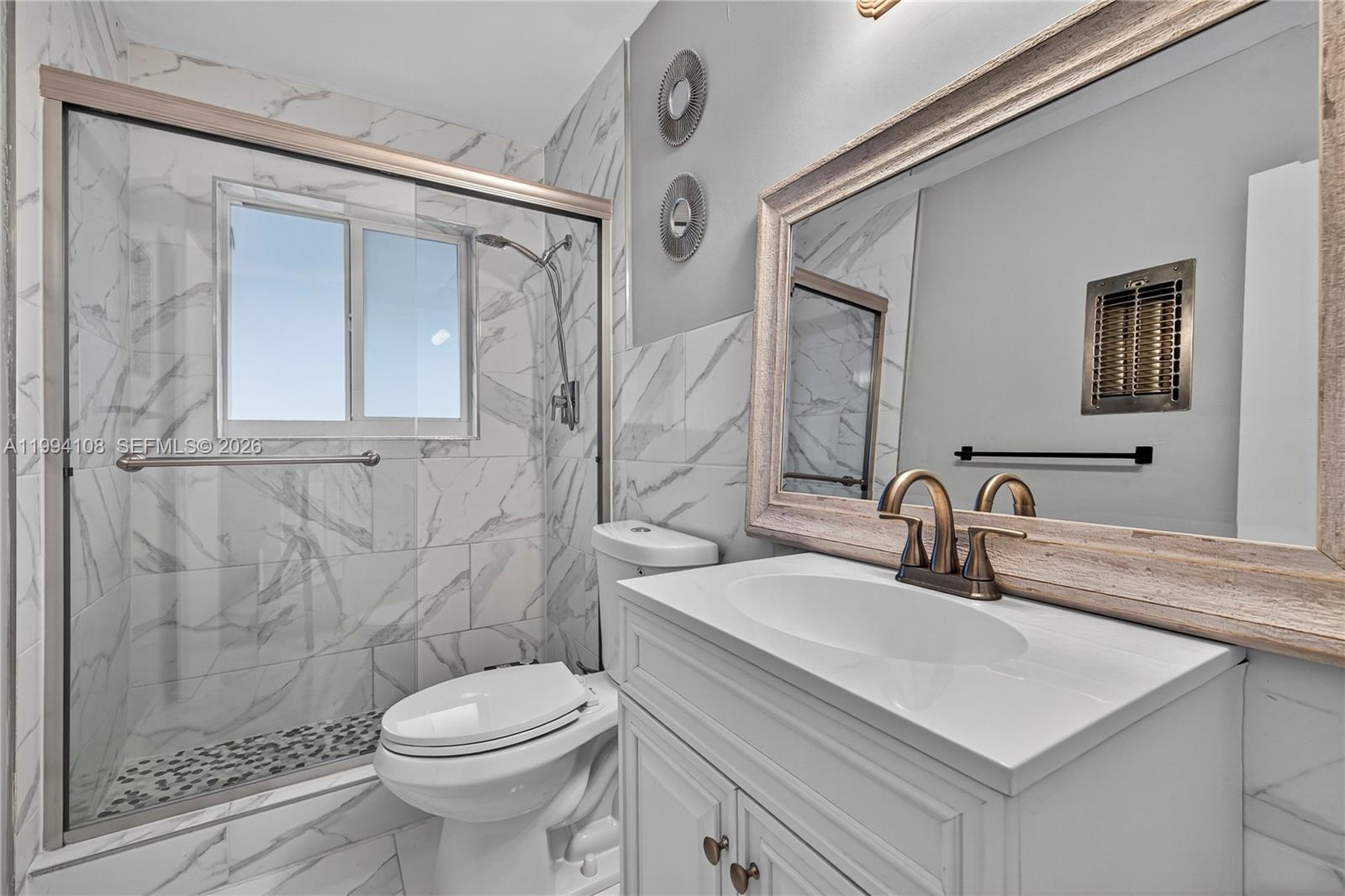 CORAL SHORES AMEND PLAT - Residential