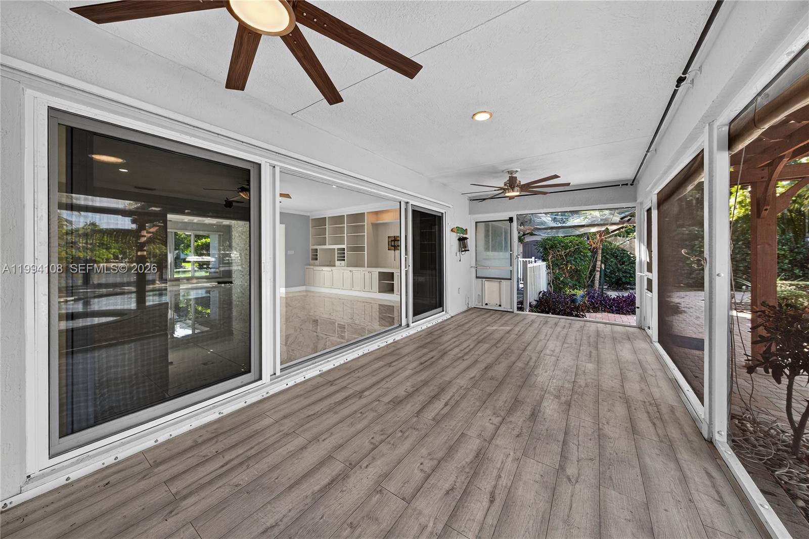 CORAL SHORES AMEND PLAT - Residential