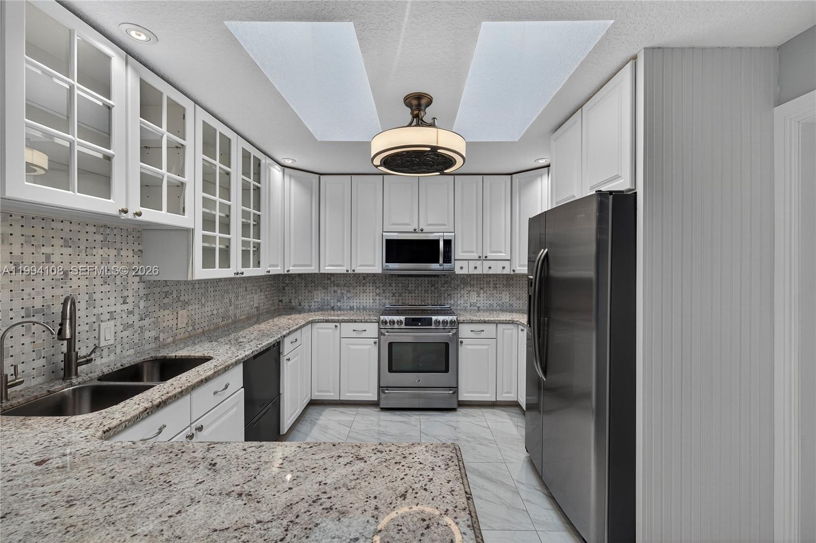 CORAL SHORES AMEND PLAT - Residential
