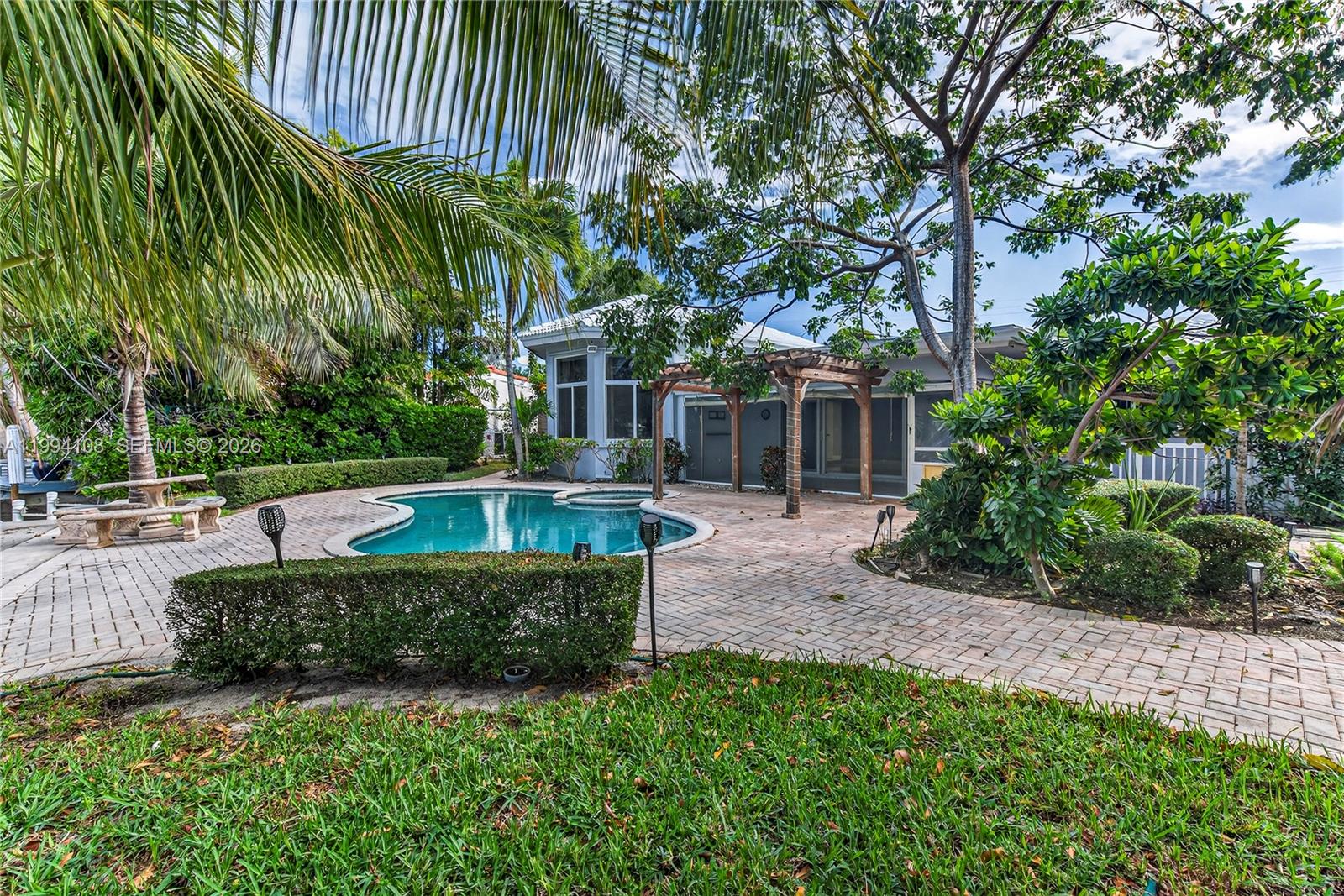 CORAL SHORES AMEND PLAT - Residential