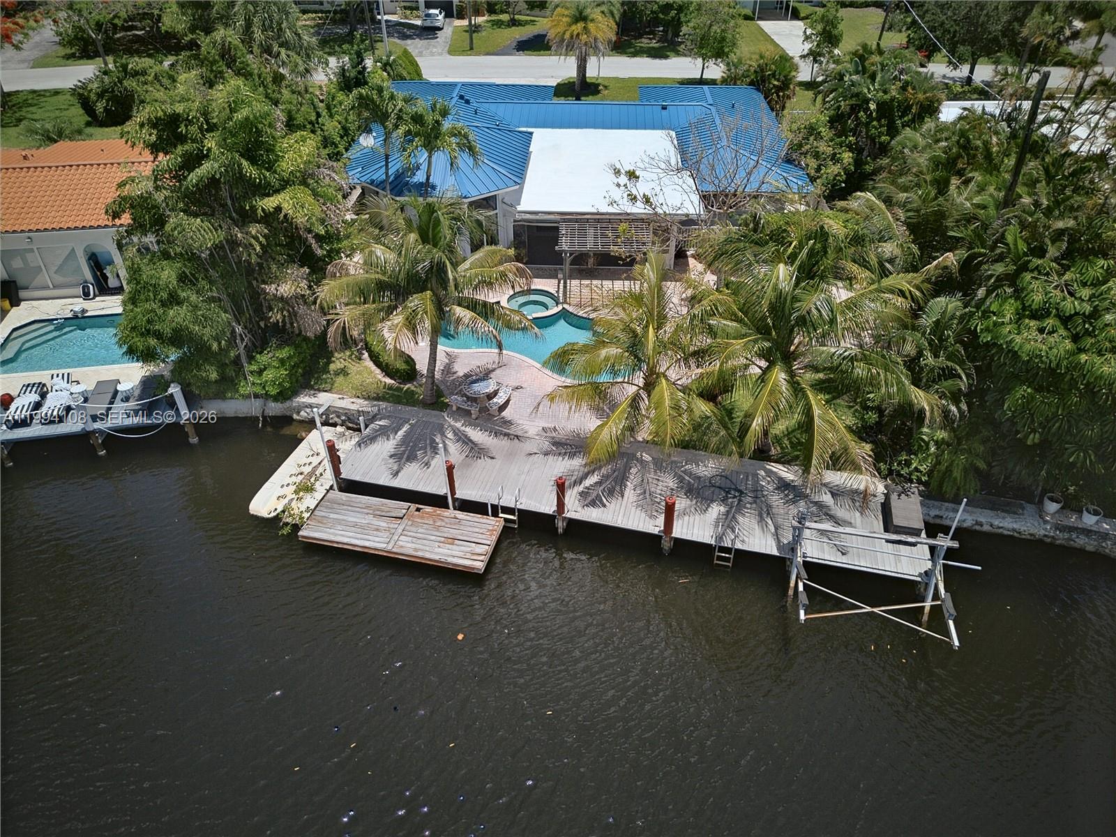 CORAL SHORES AMEND PLAT - Residential