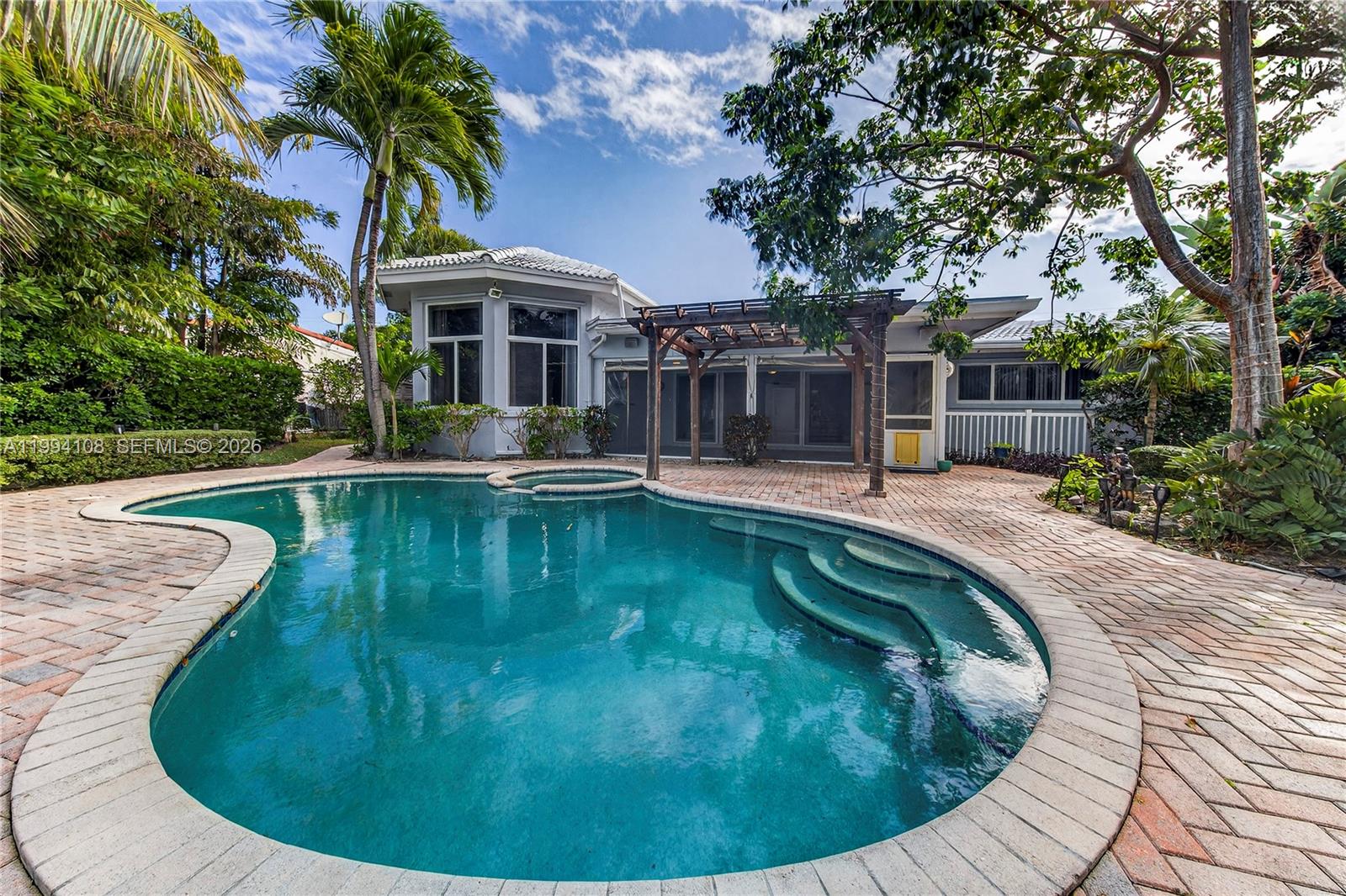 CORAL SHORES AMEND PLAT - Residential