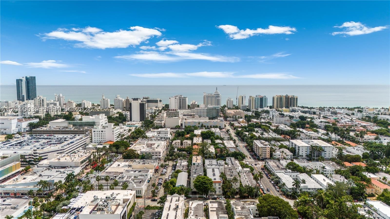DELPHINE CONDO - Residential