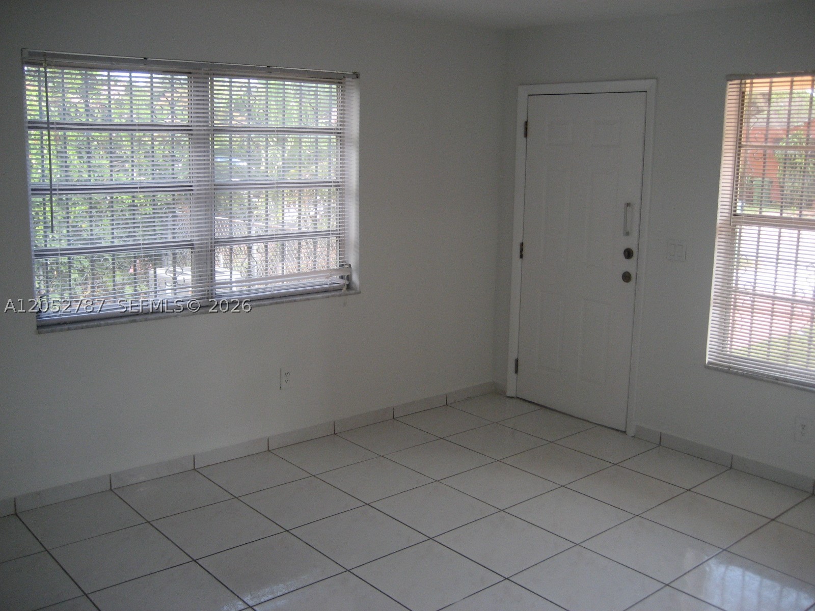 TAMIAMI PINES - Residential Lease