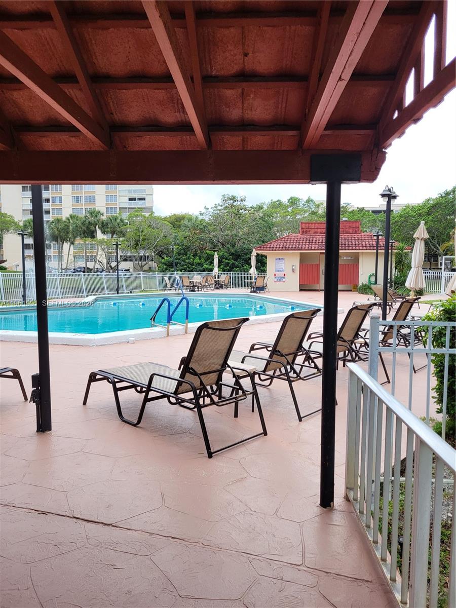 ENVIRON 9 OF I CONDO - Residential