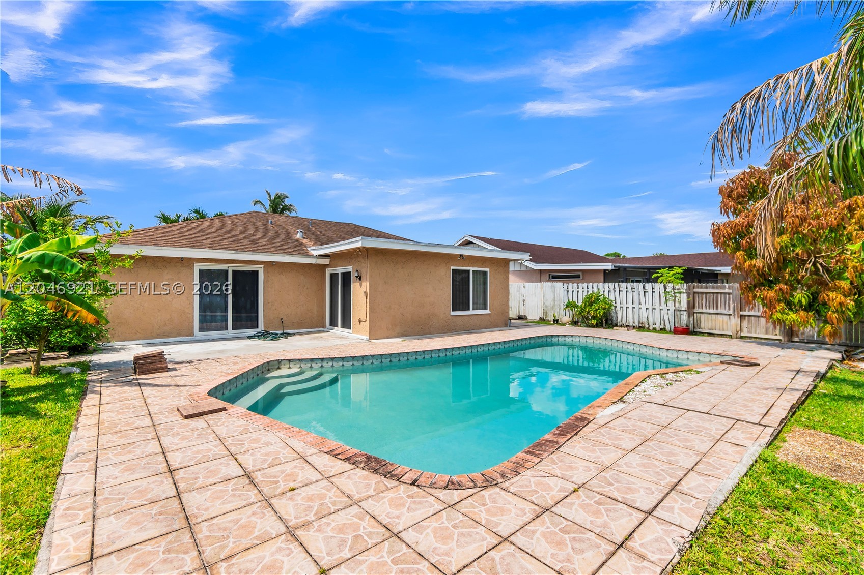 NORTH LAUDERDALE VILLAGE - Residential