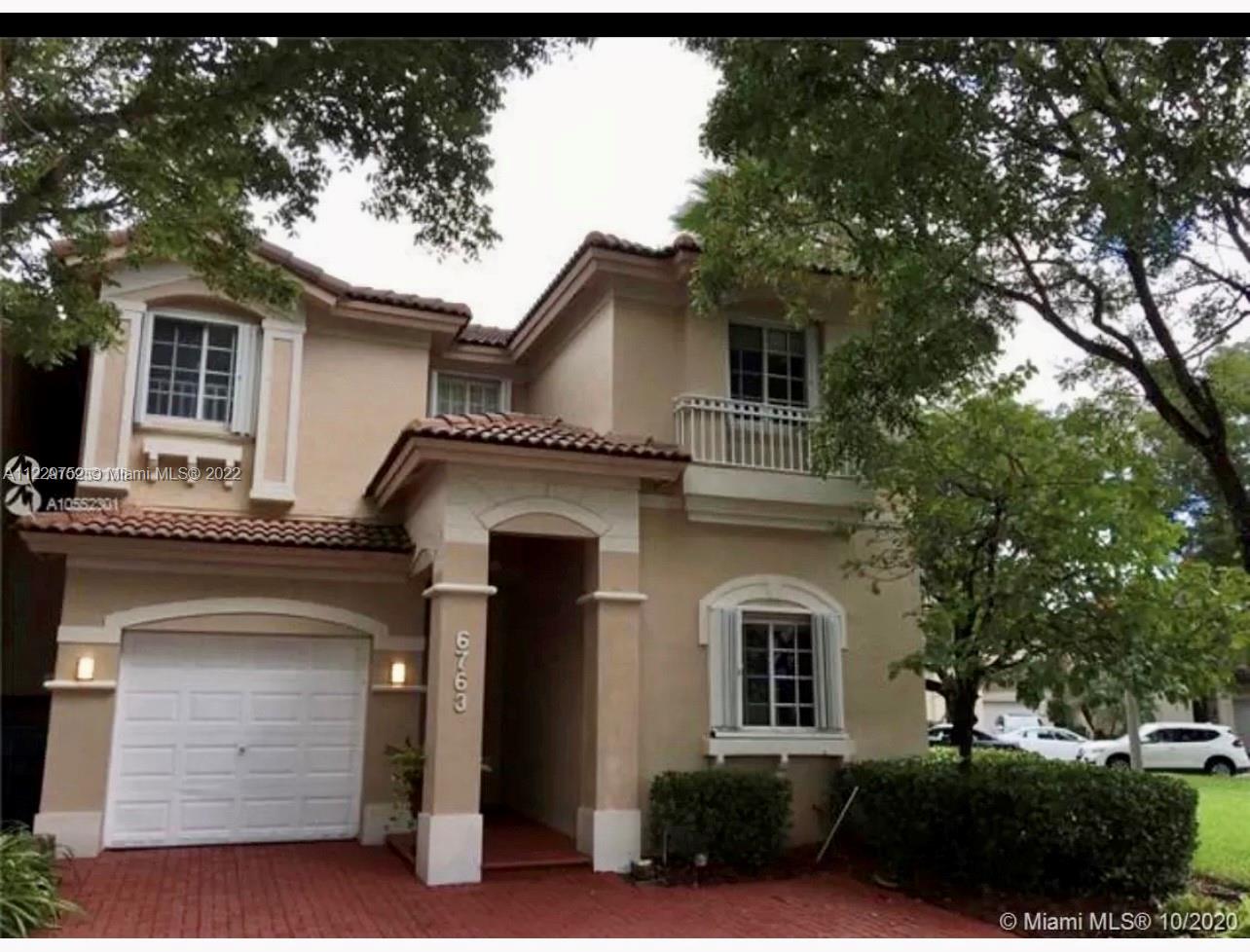COME AND ADD YOUR PERSONAL TOUCHES .. THIS BEAUTIFUL SPACIOUS CORNER HOUSE 4/3, 1/1 DOWNSTAIRS. PORCELAIN AND LAMINATE FLOORS, 1 CAR GARAGE. RESORT STYLE LIVING, LOCATED IN EXCLUSIVE DORAL ISLES COMPLEX ST TROPEZ COMMUNITY, GREAT AMENITIES, CLOSE TO SCHOOLS, CLUB HOUSE WITH 3 POOLS, SAUNA, GYM, TENNIS COURTS, BASEBALL AND SOCCER FIELDS, BASKETBALL COURT, PARK, BEACH VOLLEYBALL, RESTAURANT AND MORE. HOUSE HAS 4 SPACIOUS BEDROOMS, 3 BATHS,HUGE MASTER BEDROOM , FAMILY ROOM, PLUS AN ADDED BONUS OFFICE AREA ON SECOND FLOOR . GREAT A+ SCHOOLS, PARKS, MAJOR HIGHWAYS MAIN STREETS. WALKING DISTANCE TO A SCHOOLS.