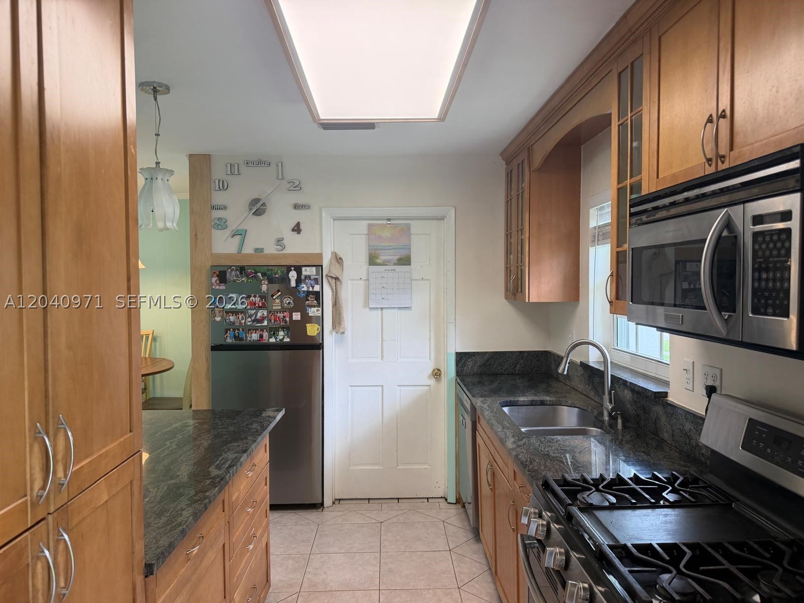 SOUTHERN ESTS 7TH ADDN SE - Residential