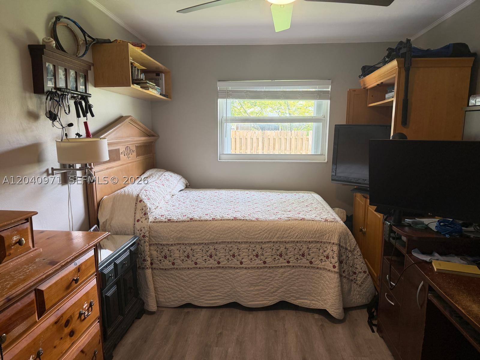 SOUTHERN ESTS 7TH ADDN SE - Residential
