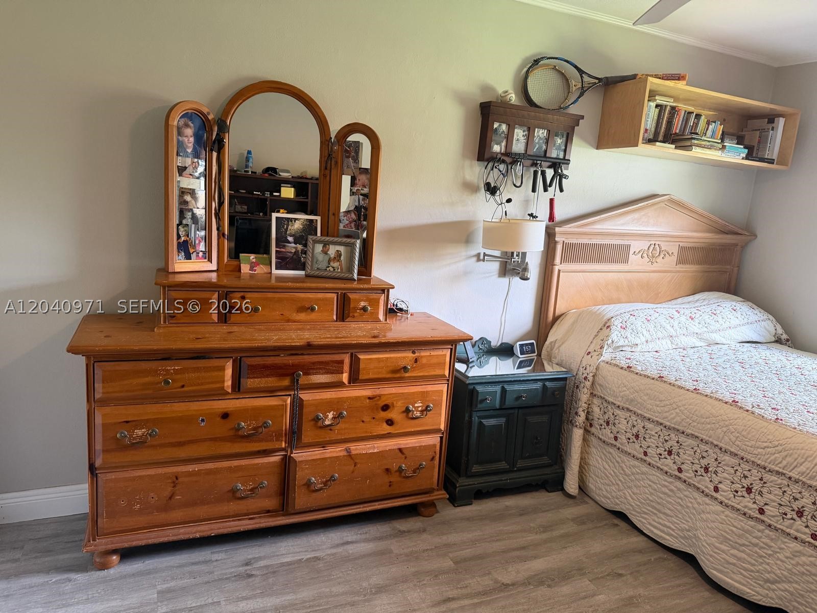 SOUTHERN ESTS 7TH ADDN SE - Residential