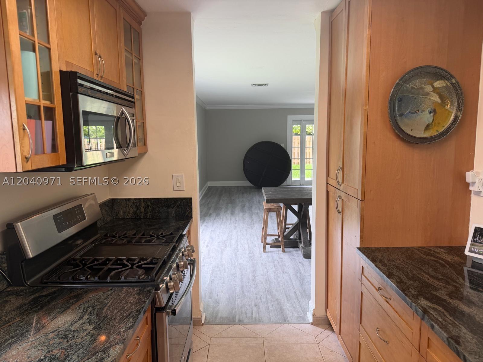 SOUTHERN ESTS 7TH ADDN SE - Residential