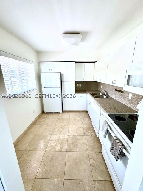 SURFSIDE PALMS CONDO - Residential Lease