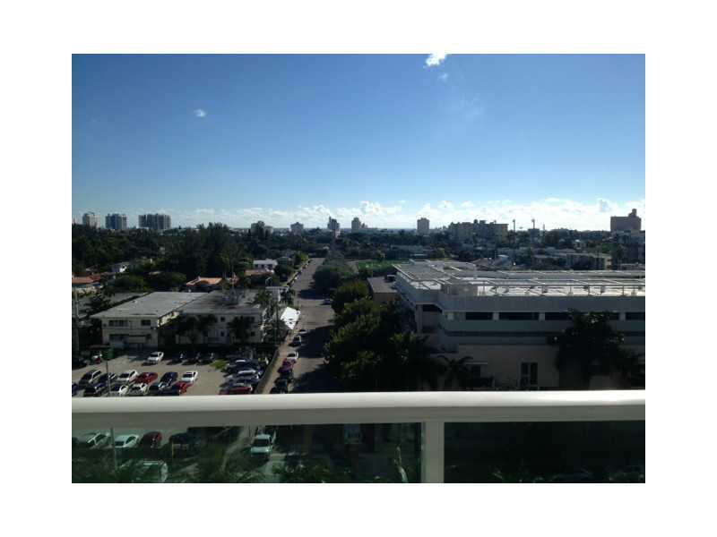 NICE 1 BEDROOM APARTMENT AT THE MIRADOR NORTH TOWER. THE APARTMENT HAS IT ALL : 1 ASSIGNED PARKING SPACE, BALCONY WITH CITY VIEW, LAMINATE FLOOR.    Available May 5, 2015