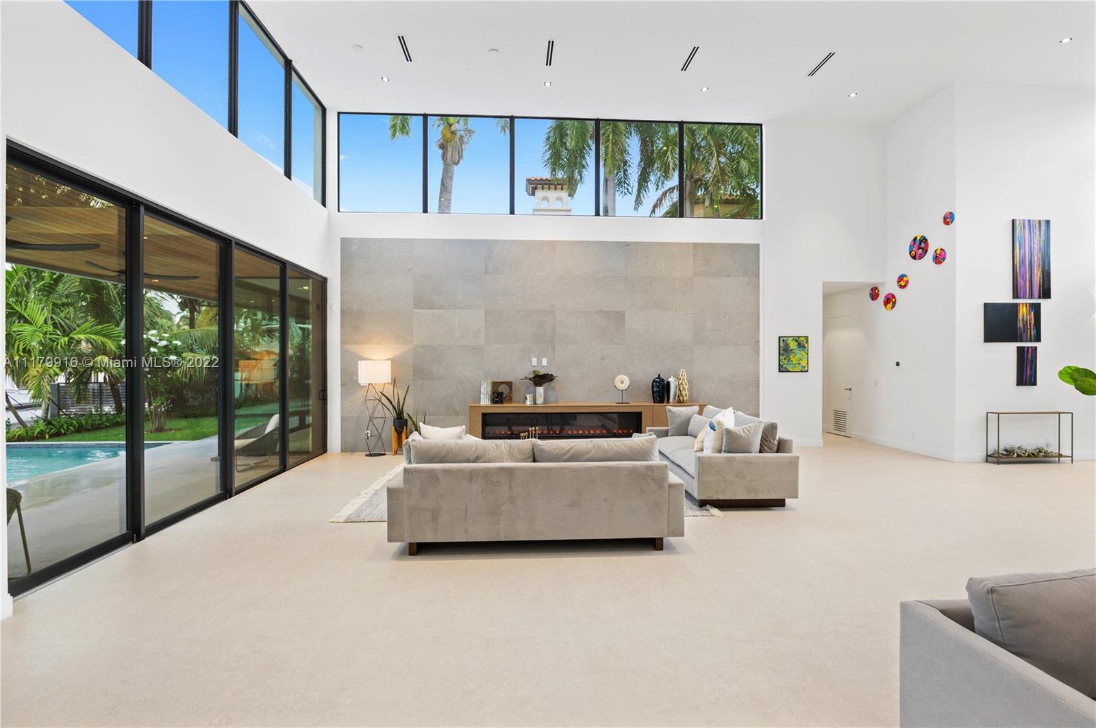 STILWELL ISLES - Residential Lease
