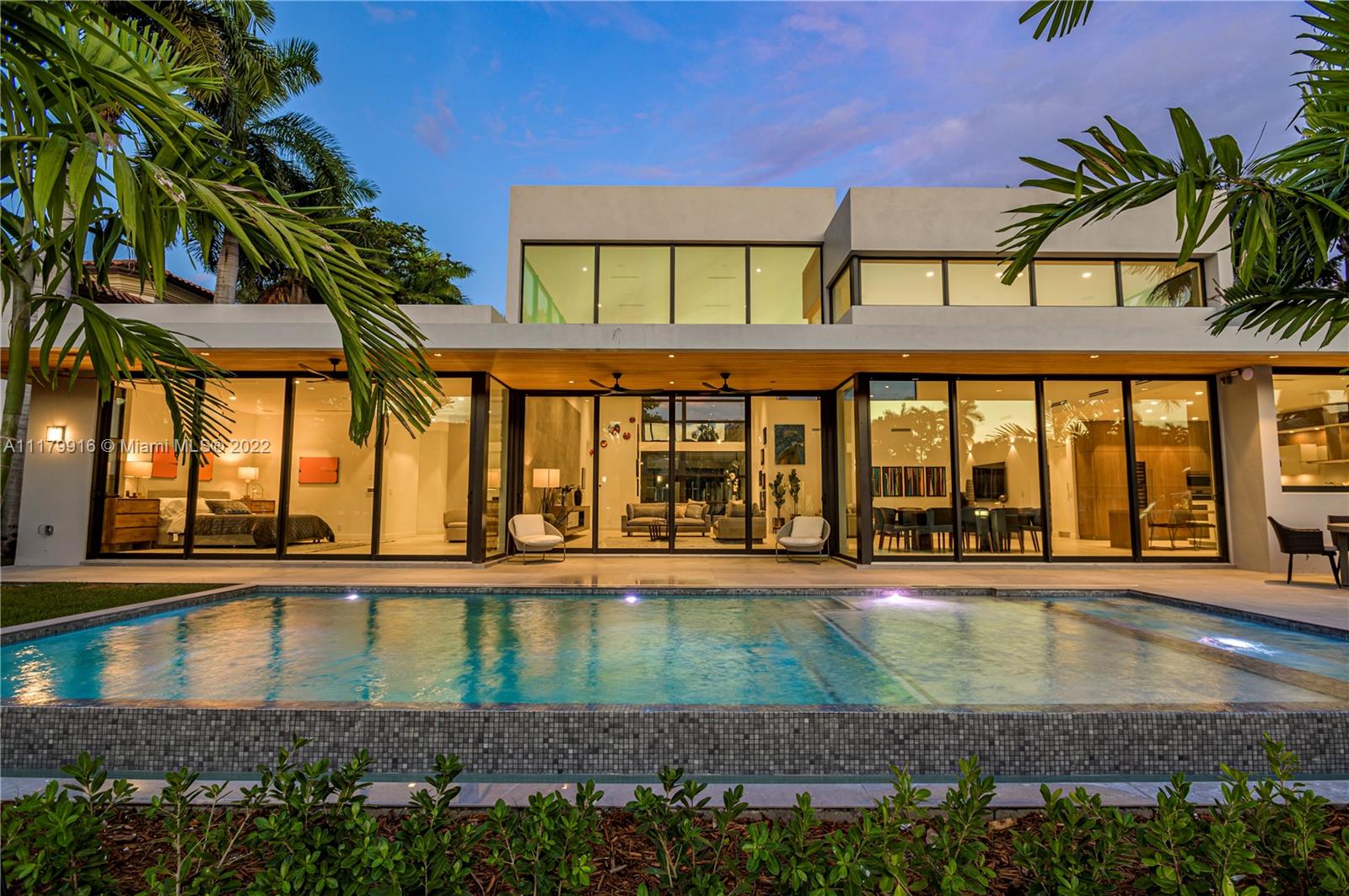 STILWELL ISLES - Residential Lease