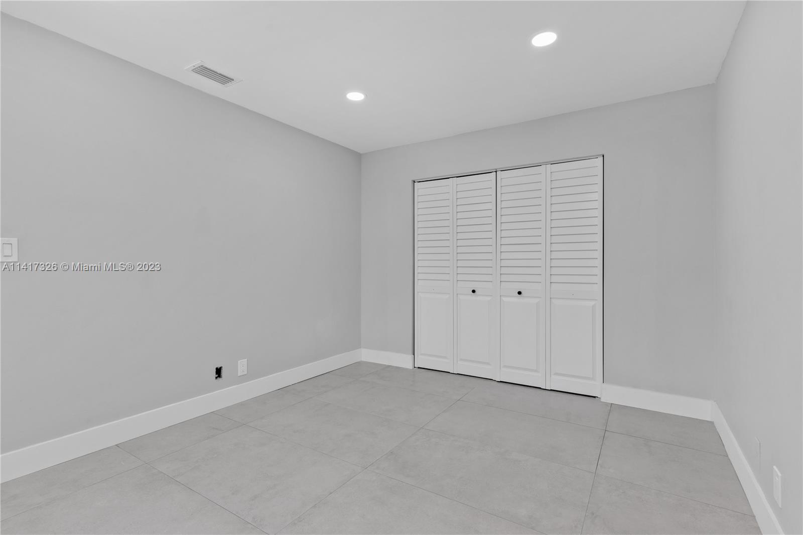 RIO GARDENS CONDO - Residential Lease
