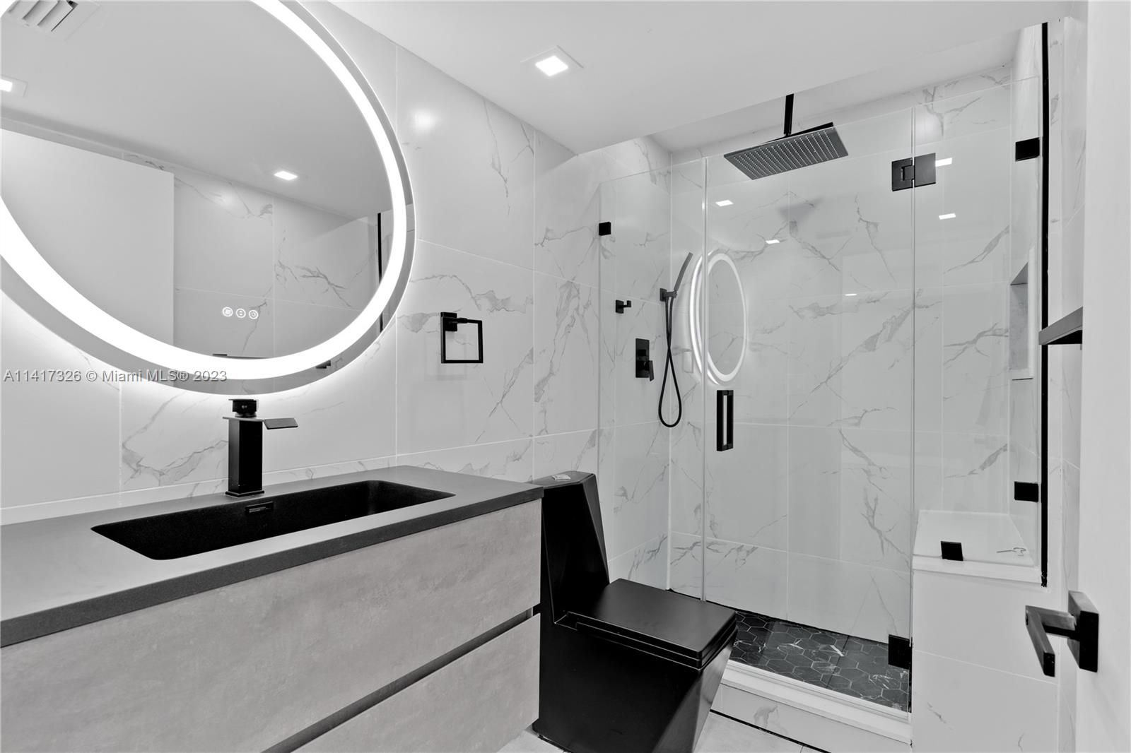 RIO GARDENS CONDO - Residential Lease