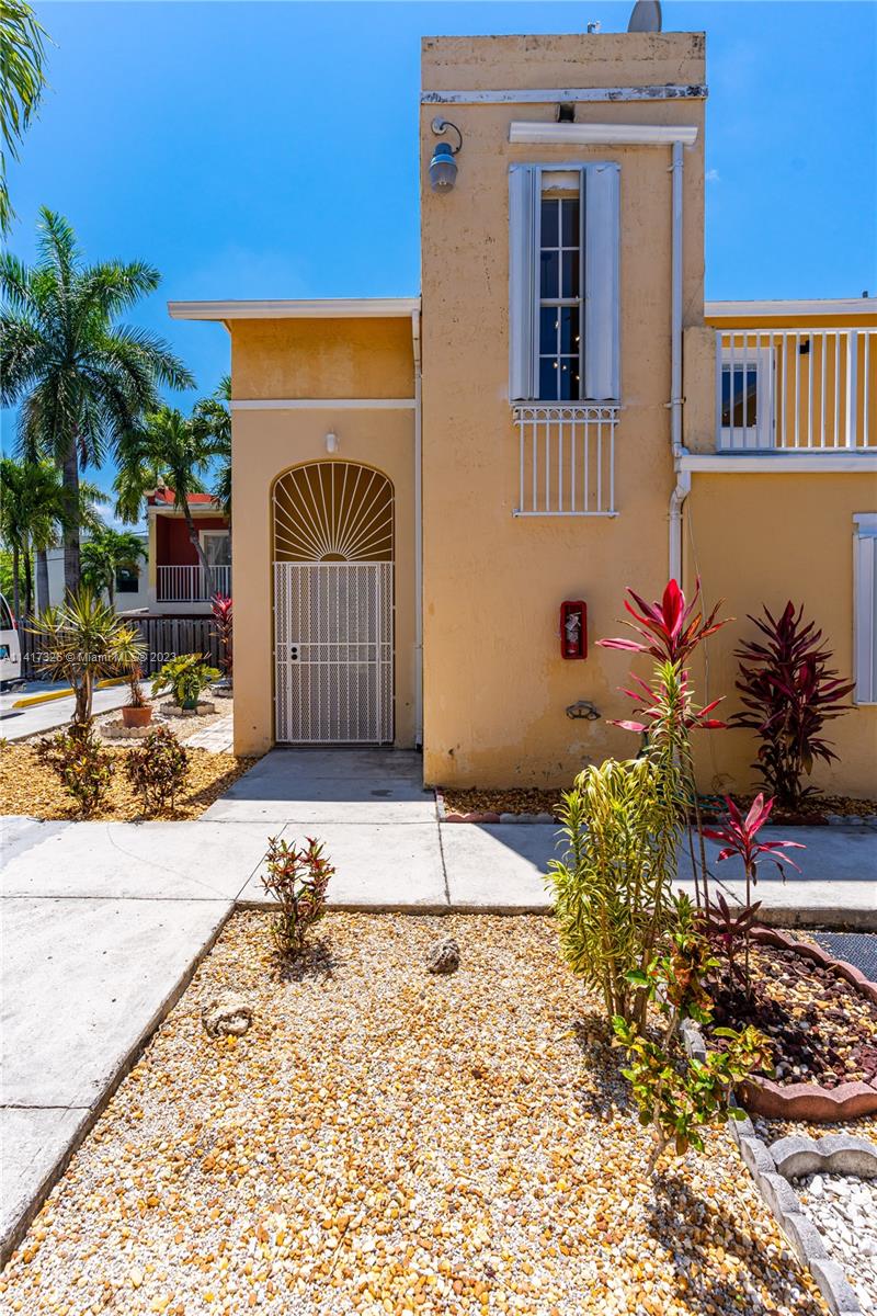 RIO GARDENS CONDO - Residential Lease