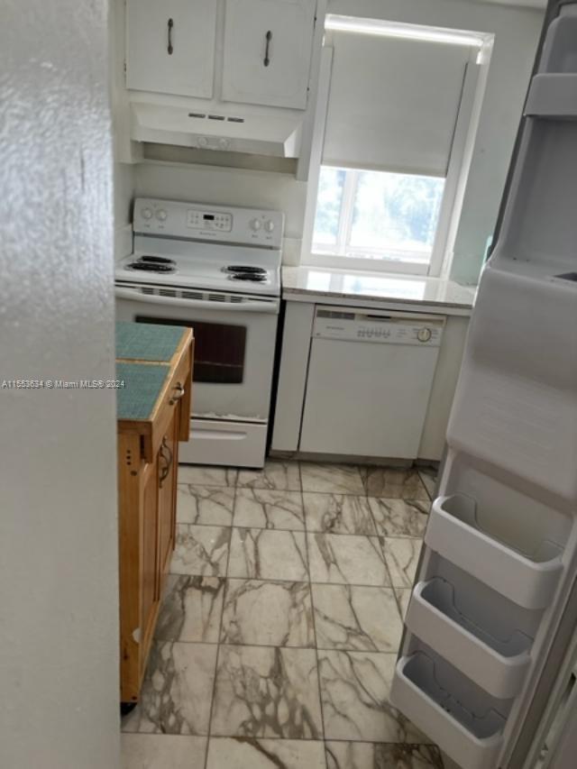 AVILA CONDO - Residential