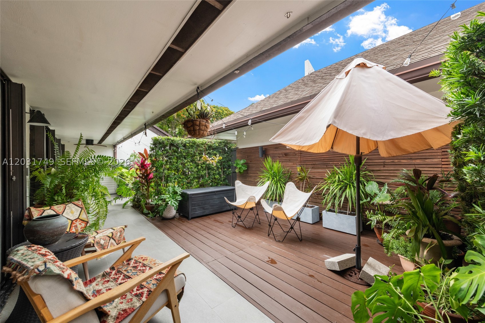 KENDALL TRACE CONDO - Residential