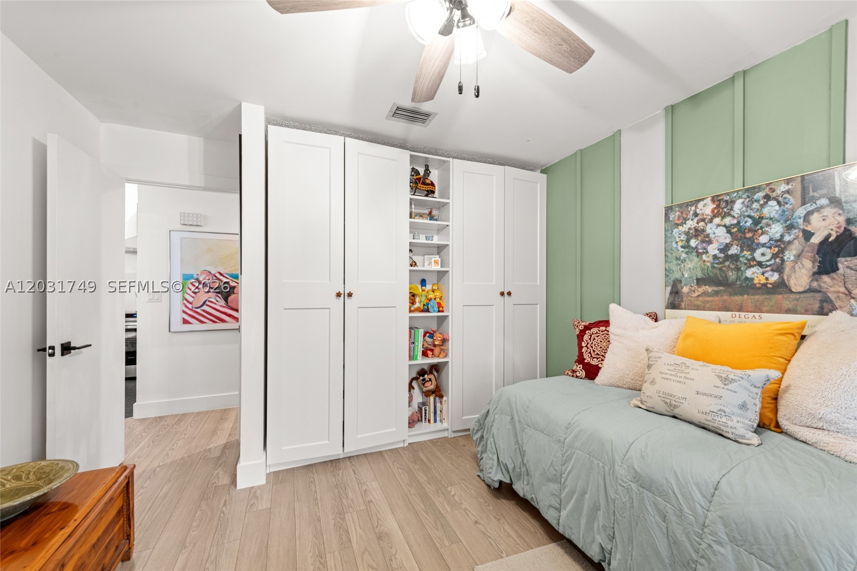 KENDALL TRACE CONDO - Residential
