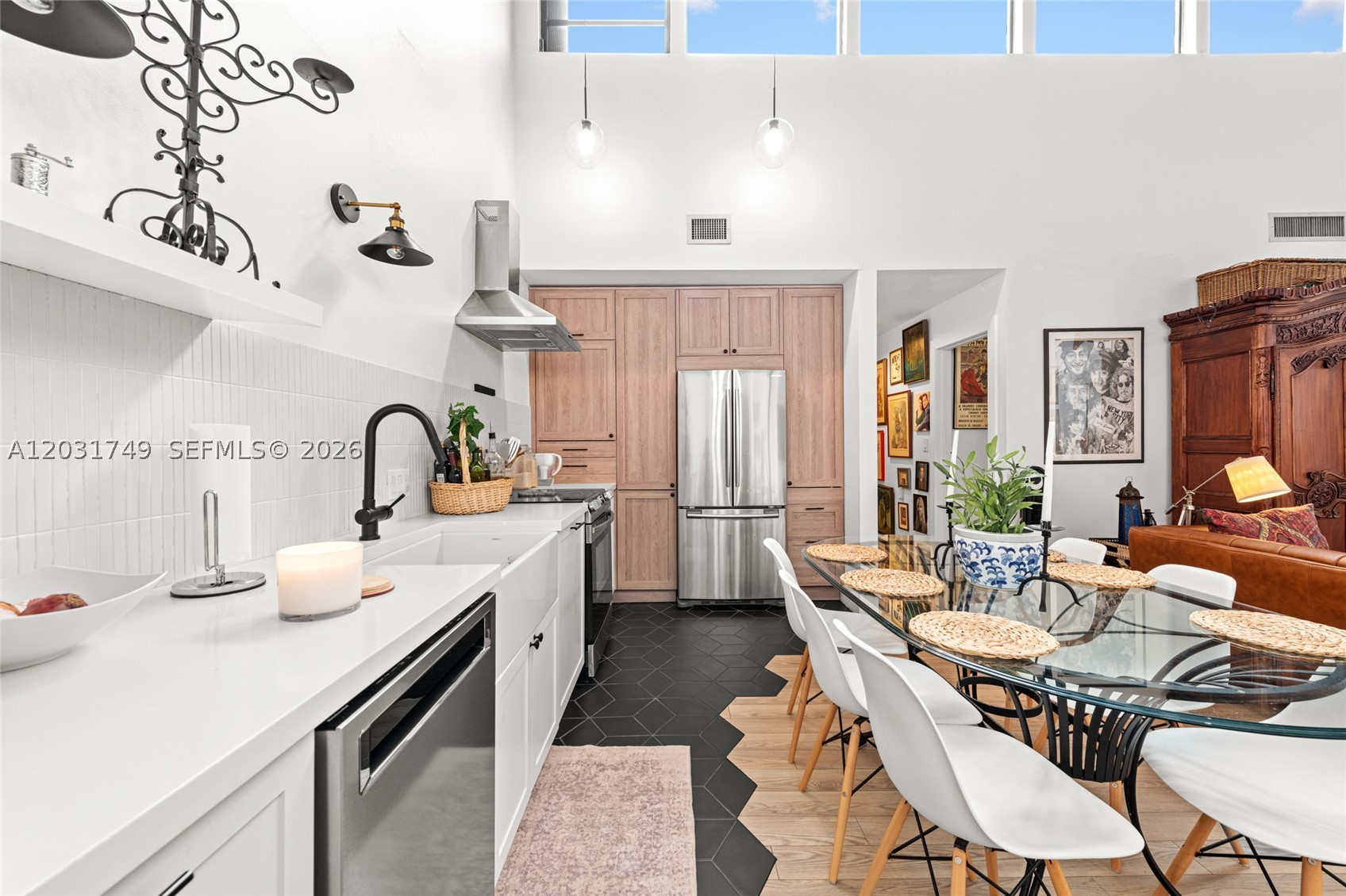 KENDALL TRACE CONDO - Residential