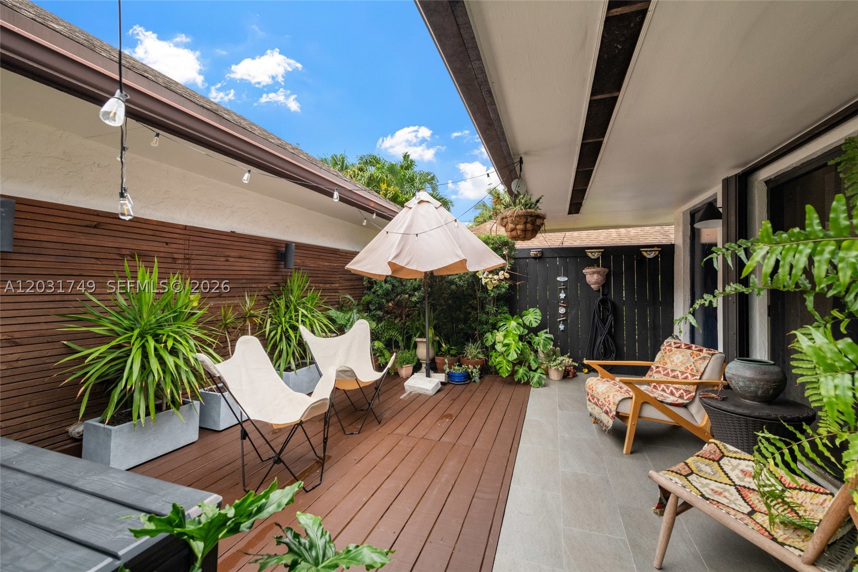 KENDALL TRACE CONDO - Residential