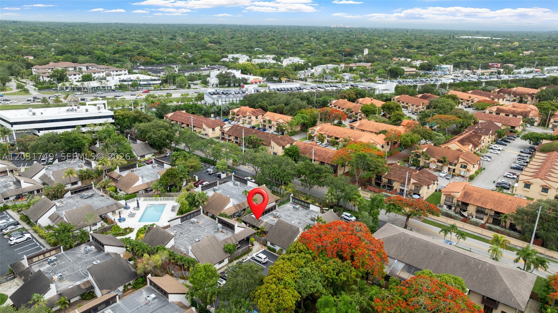 KENDALL TRACE CONDO - Residential