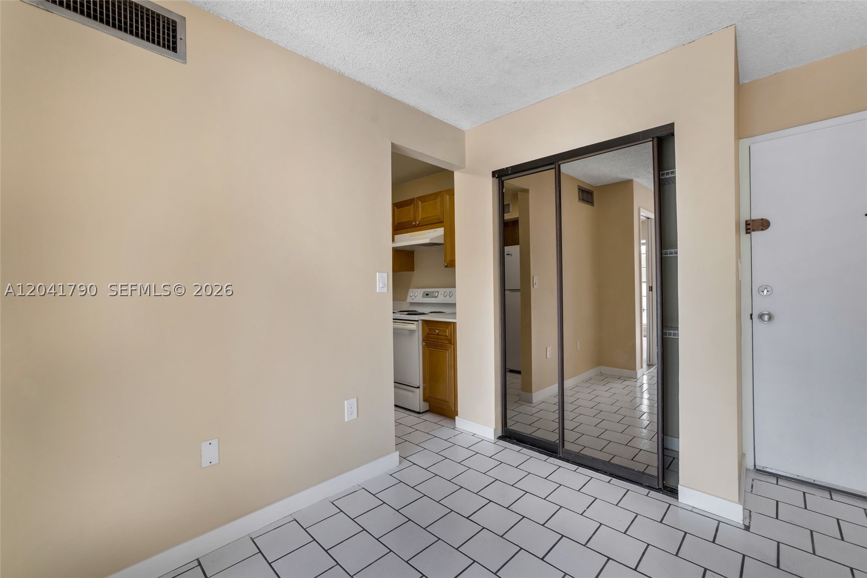 SUNSET VILLAS NO 3 CONDO - Residential Lease