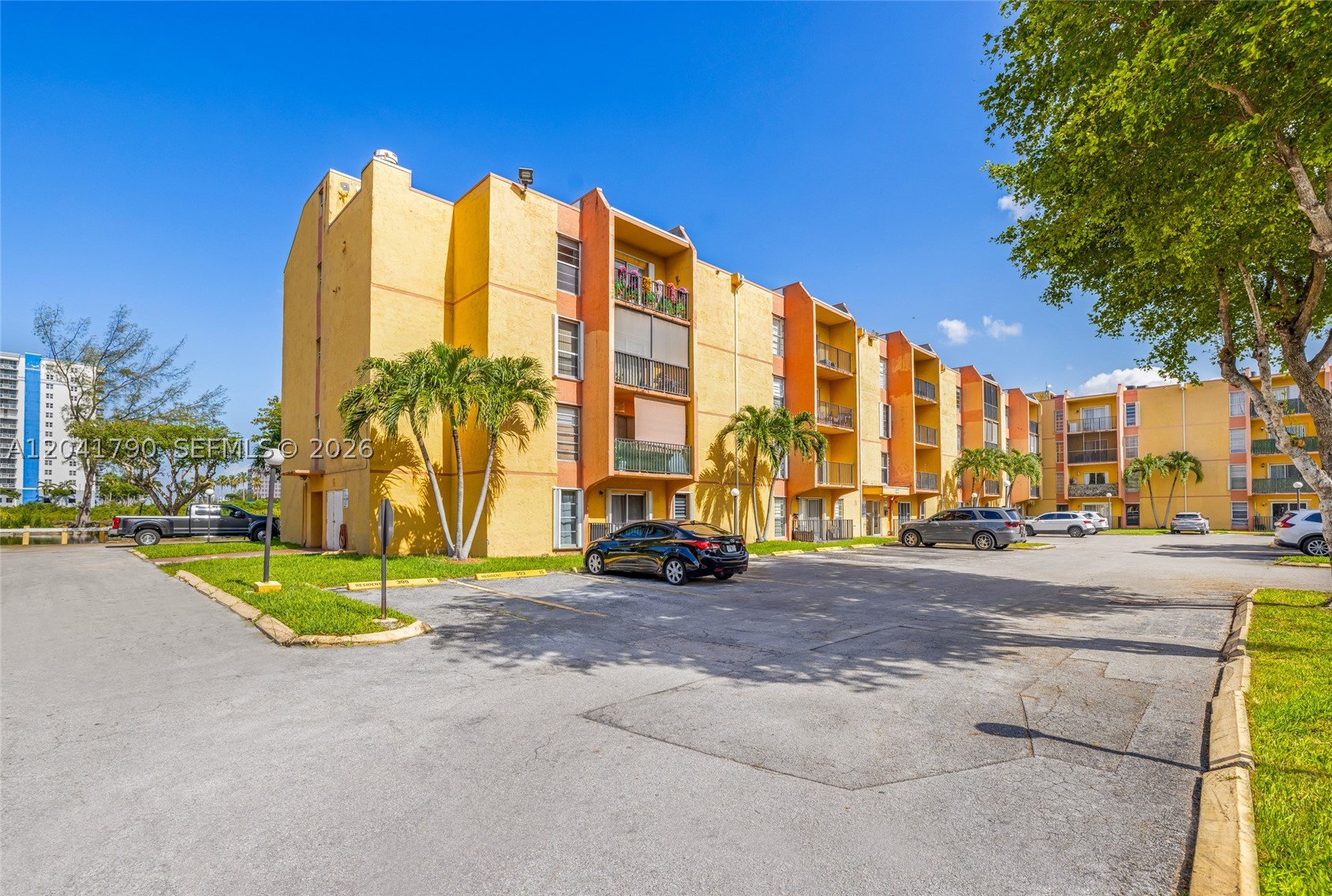 SUNSET VILLAS NO 3 CONDO - Residential Lease