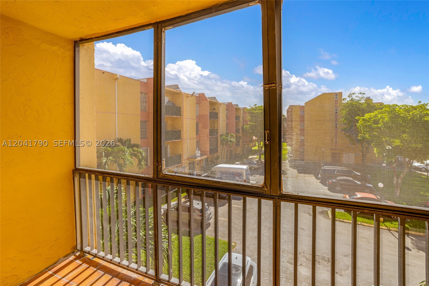 SUNSET VILLAS NO 3 CONDO - Residential Lease