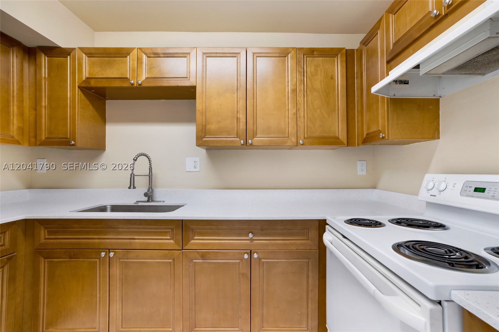 SUNSET VILLAS NO 3 CONDO - Residential Lease