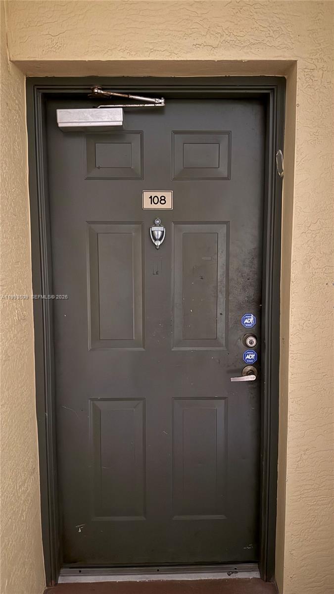 VILLAS AT EMERALD DUNES C - Residential Lease