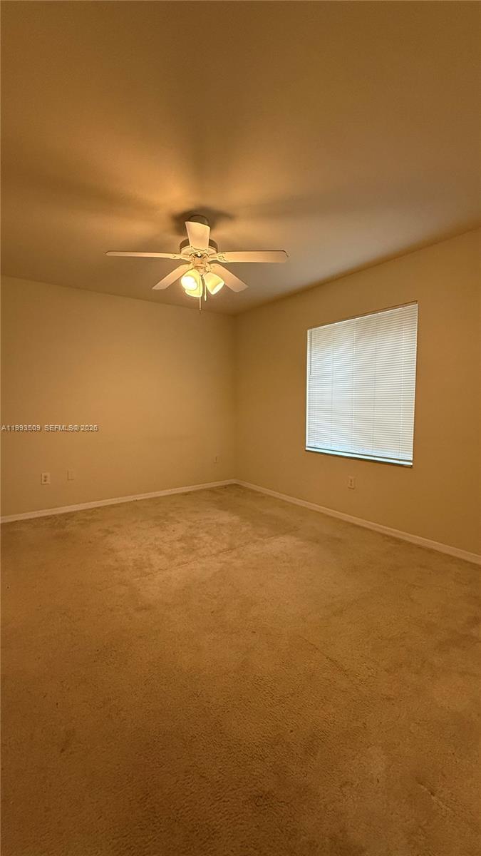VILLAS AT EMERALD DUNES C - Residential Lease